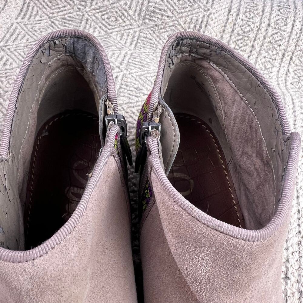 Sam Edelman, Putnam Taupe Suede Booties, Colorful Woven Back, Boho Western Ankle - Picture 10 of 11